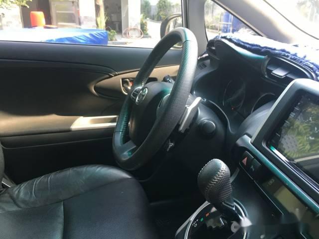 Toyota Wish 2011 - Bán xe Toyota Wish 2011, màu bạc, nhập khẩu