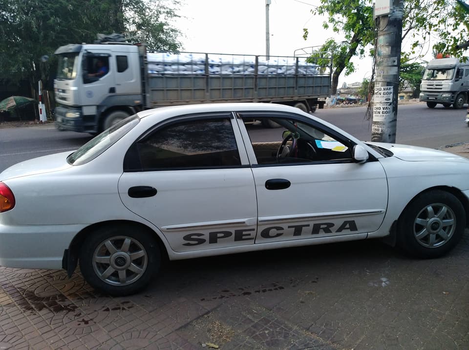 Kia Spectra LS 2003 - Bán ô tô Kia Spectra LS năm 2003, màu trắng, 105 triệu