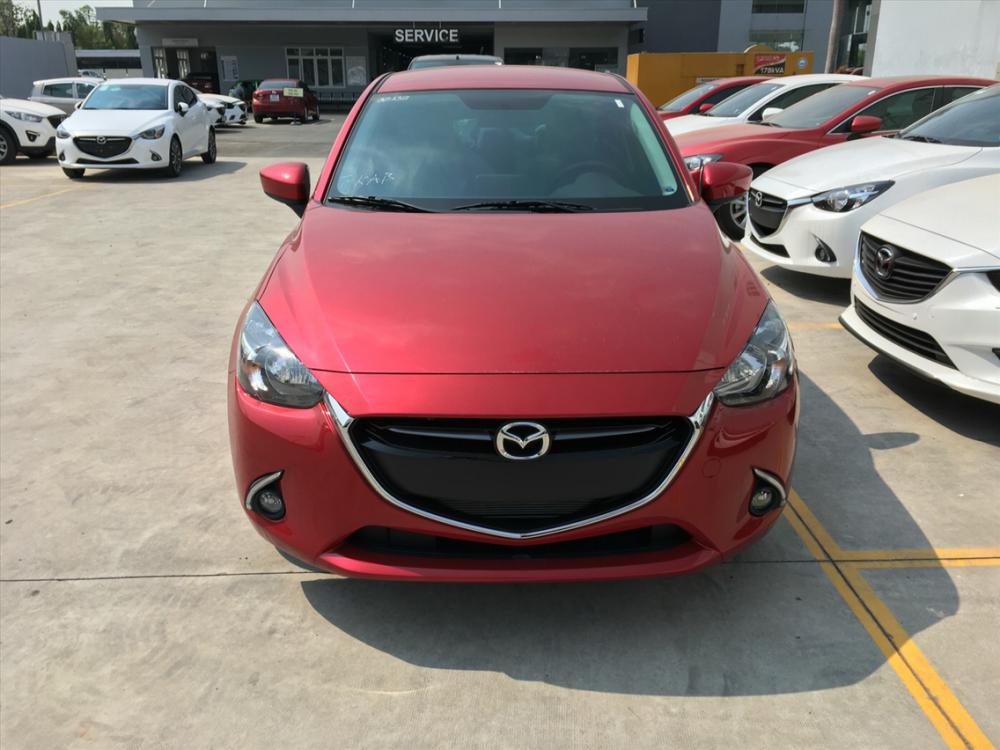 Mazda 2 2018 - Còn 1 xe Mazda 2 giao ngay màu đỏ, trả góp, trả trước 148 triệu lăn bánh xe
