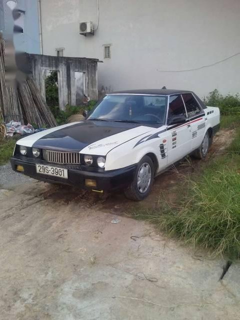 Toyota Cresta   1981 - Bán Toyota Cresta năm 1981, hai màu trắng đen 