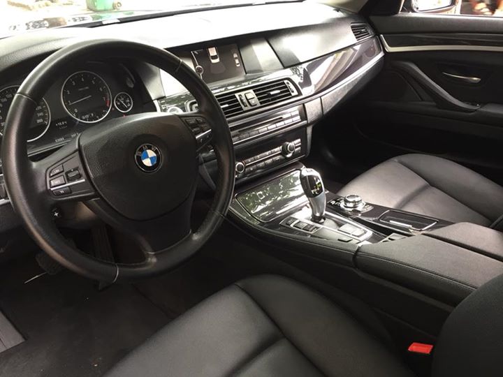 BMW 5 Series 520i 2013 - Bán BMW 520i 2013 xanh Cavansite cực chất