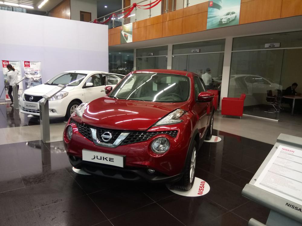 Nissan Juke 1.6 CVT 2018 - Cần bán Nissan Juke 1.6 CVT năm sản xuất 2018, màu đỏ, xe nhập