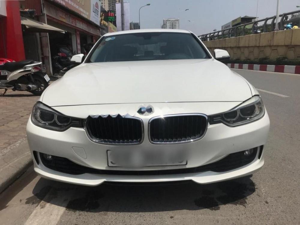 BMW 3 Series 320i 2012 - Bán BMW 3 Series 320i đời 2012, màu trắng, xe nhập  