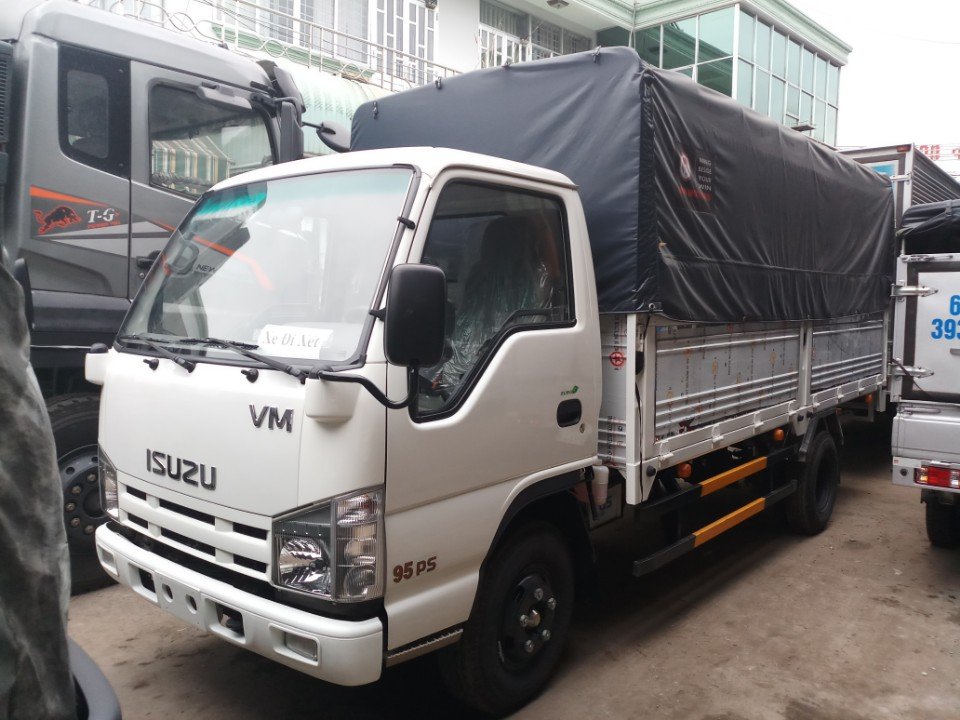 Isuzu 2017 - Giá xe tải Isuzu 3T49 QHR 650, màu trắng, nhập khẩu