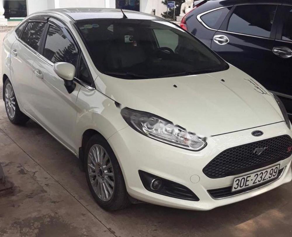 Ford Fiesta Titanium 1.5 AT 2016 - Cần bán Ford Fiesta Titanium 1.5 AT 2016, màu trắng chính chủ giá cạnh tranh