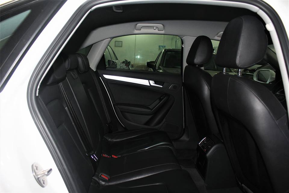 Audi A4 2014 - Cần bán xe Audi A4 đời 2014, màu trắng, xe nhập