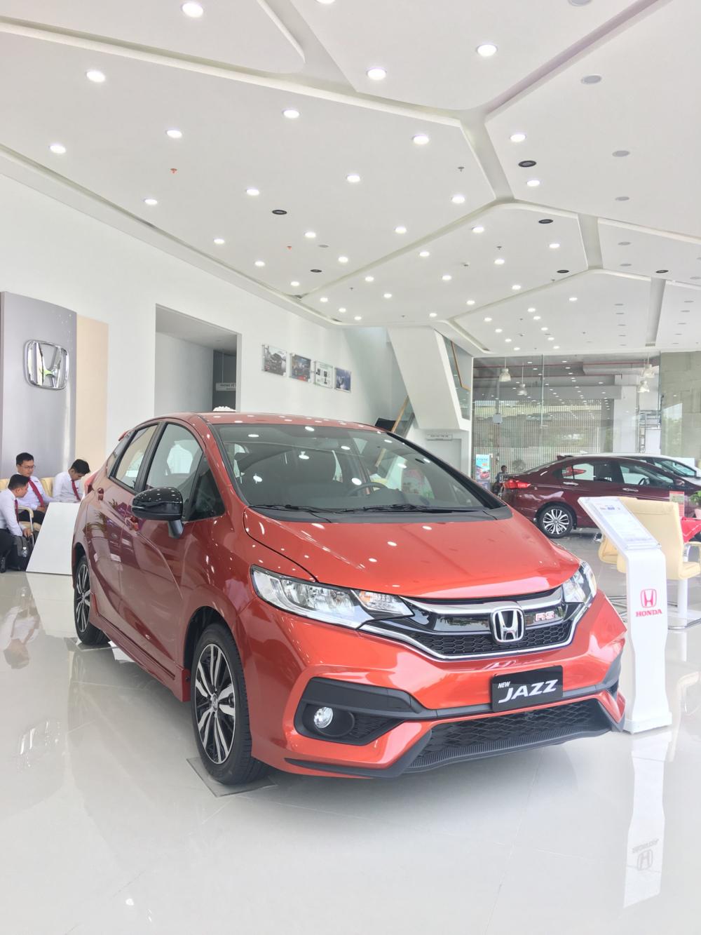 Honda Jazz V 2018 - Cần bán xe Honda Jazz đời 2018, xe nhập, giá chỉ 544 triệu