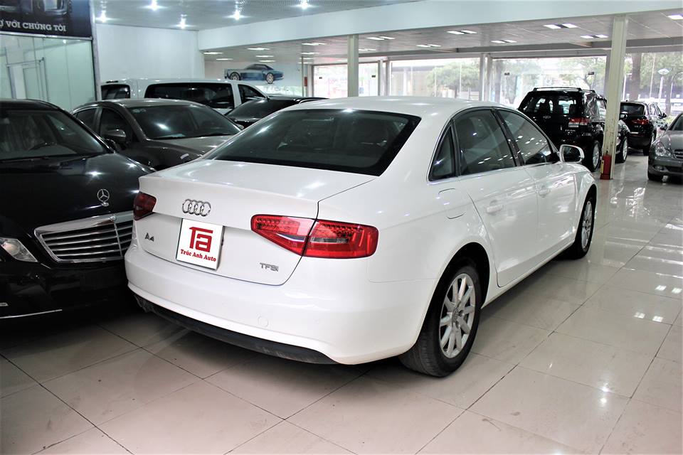 Audi A4 2014 - Cần bán xe Audi A4 đời 2014, màu trắng, xe nhập