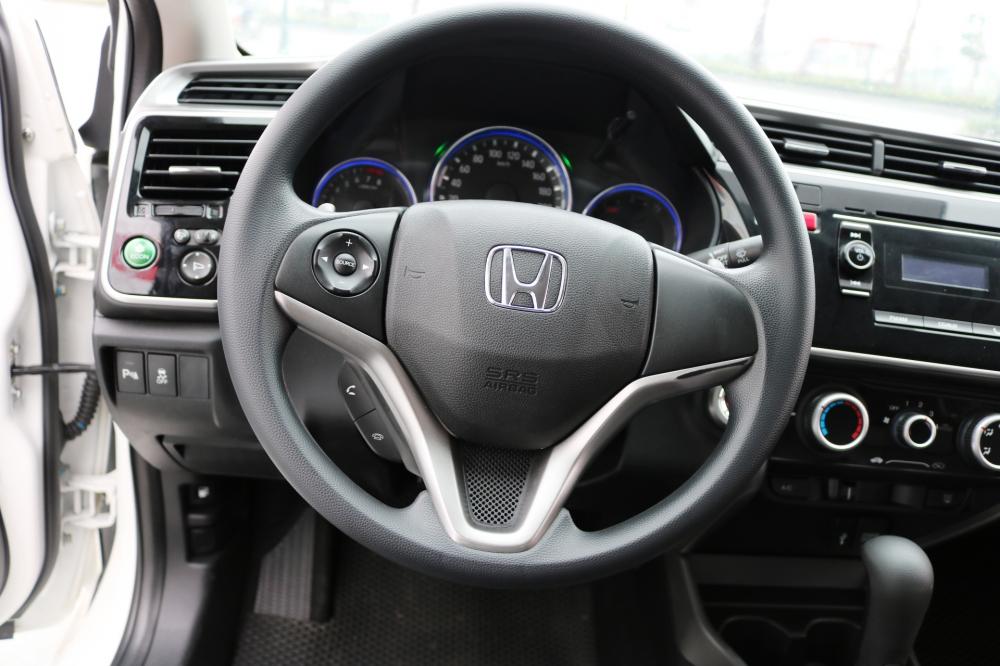 Honda City 1.5AT 2015 - Bán xe Honda City 1.5AT sản xuất năm 2015, màu trắng, giá tốt