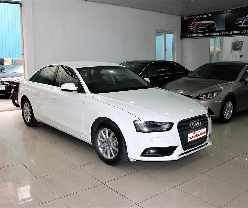 Audi A4 2014 - Cần bán xe Audi A4 đời 2014, màu trắng, xe nhập