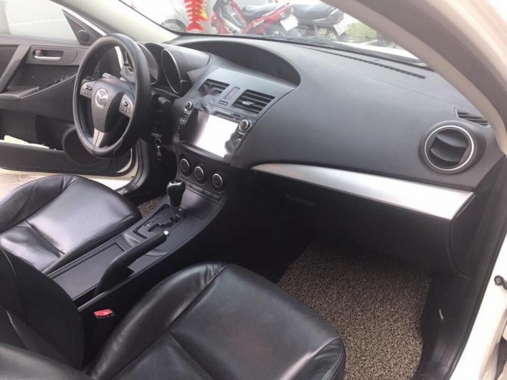 Mazda 3 1.6AT 2014 - Bán xe Mazda 3 1.6AT sản xuất năm 2014, màu trắng như mới