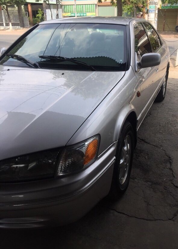 Toyota Camry 2.4G  2002 - Bán xe Toyota Camry 2.4G đời 2002, gia đình đi kỹ 147.000KM. Xe còn zin, Full Option