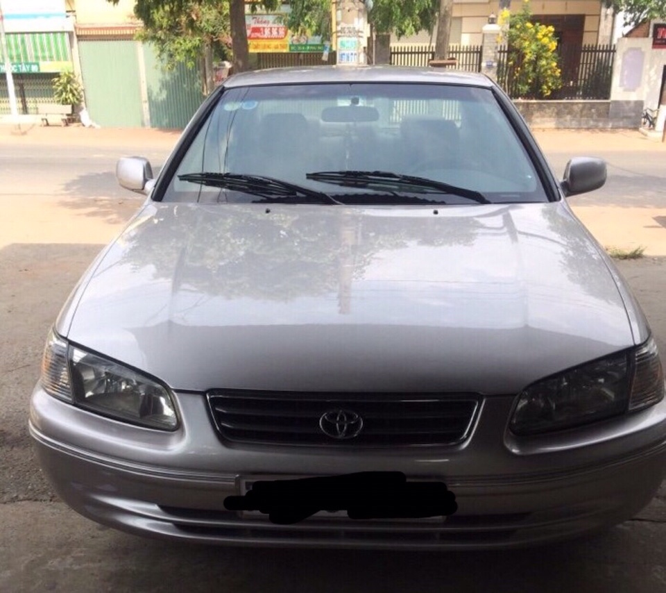 Toyota Camry 2.4G  2002 - Bán xe Toyota Camry 2.4G đời 2002, gia đình đi kỹ 147.000KM. Xe còn zin, Full Option