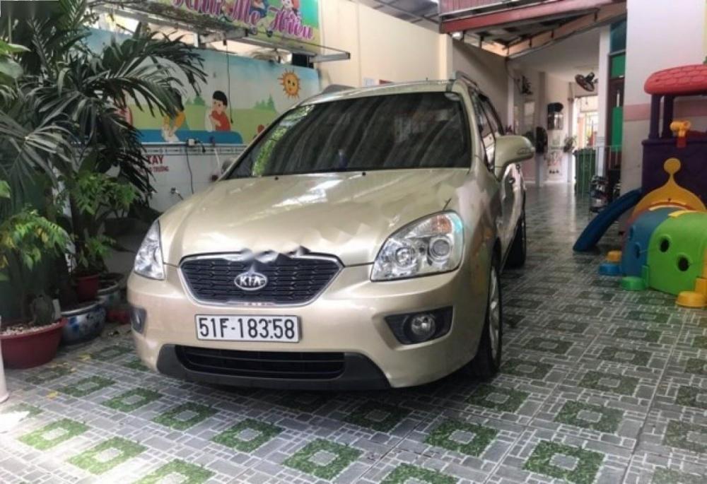 Kia Carens 2011 - Bán Kia Carens 2011, màu vàng