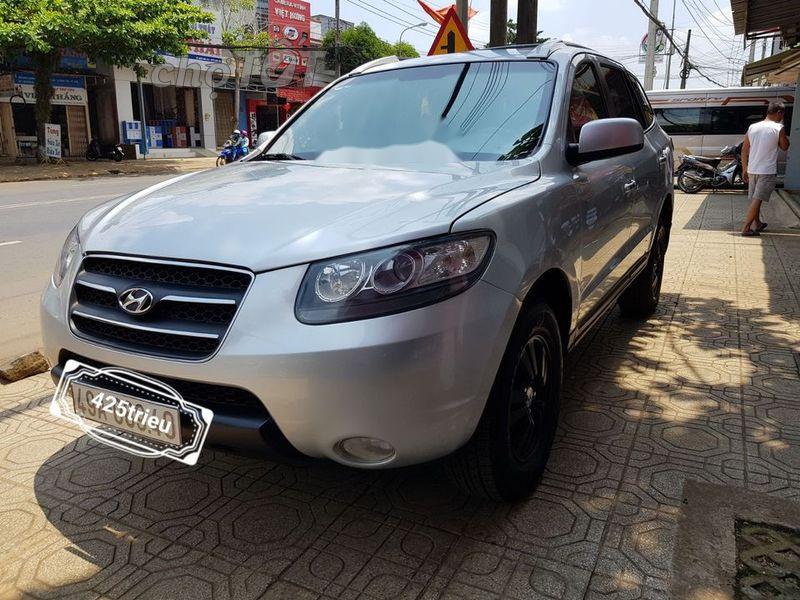 Hyundai Santa Fe 2007 - Cần bán lại xe Hyundai Santa Fe năm sản xuất 2007, màu bạc, 425tr