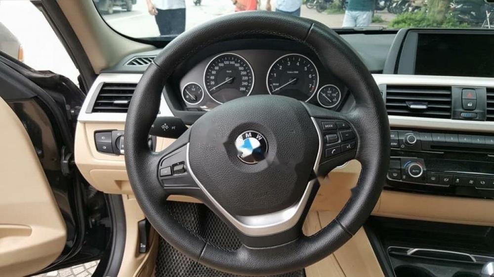 BMW 3 Series 320i 2015 - Bán BMW 3 Series 320i đời 2015, màu đen, xe nhập