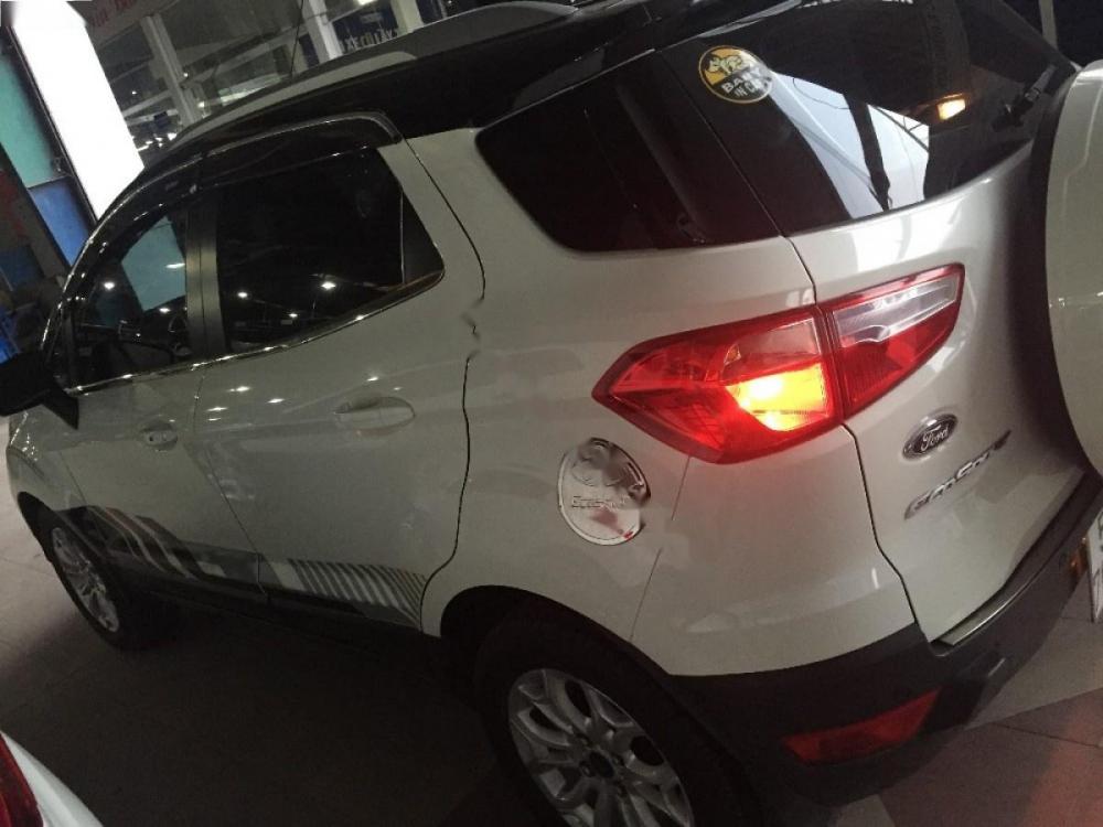 Ford EcoSport 2016 - Bán Ford EcoSport năm 2016, màu đen trắng, 560tr