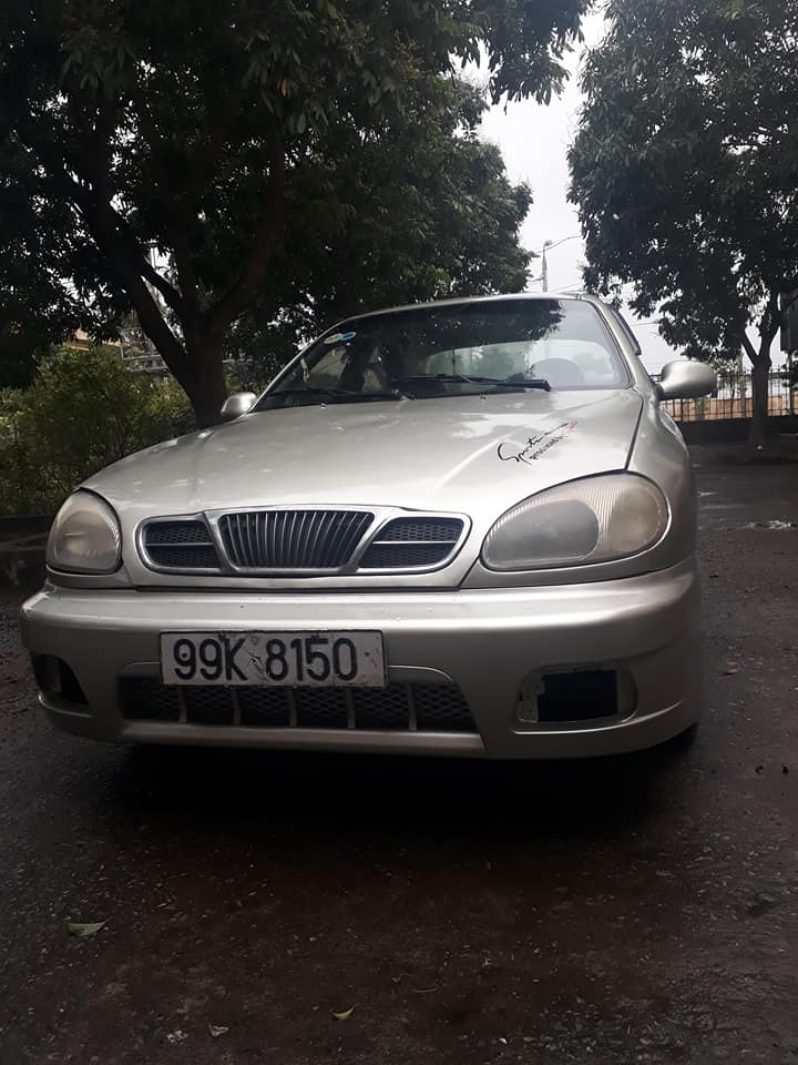 Daewoo Lanos 2002 - Cần bán xe Daewoo Lanos đời 2002, màu xám 