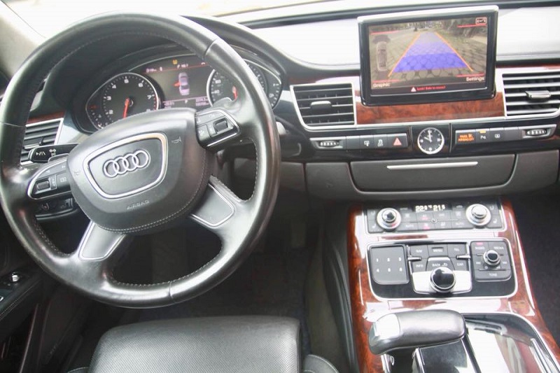 Audi A8 4.2 Quattro 2010 - Bán xe Audi A8 4.2 Quattro, SX 2010, đăng kí 2011, màu xanh, nhập nguyên chiếc tại Đức