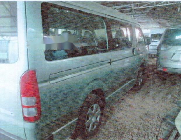 Toyota Hiace 2005 - Bán Toyota Hiace đời 2005, màu bạc, giá tốt