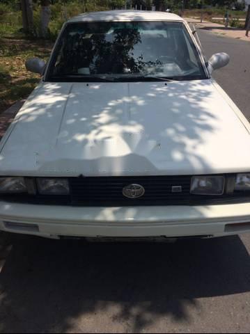 Toyota Carina 1990 - Bán Toyota Carina 1990, màu trắng, giá 35tr