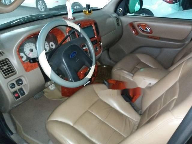 Ford Escape 2002 - Cần bán lại xe Ford Escape đời 2002, màu đen, BSTP