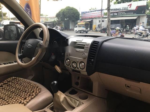 Ford Everest 2012 - Bán Ford Everest năm 2012, màu trắng