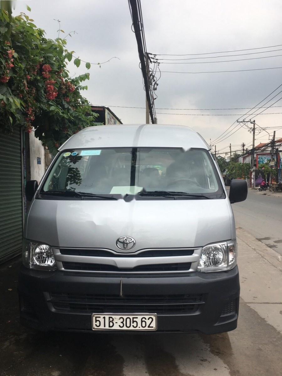 Toyota Hiace 16 chỗ 2014 - Cần bán lại xe Toyota Hiace 16 chỗ đời 2014, màu bạc, nhập khẩu nguyên chiếc, giá tốt