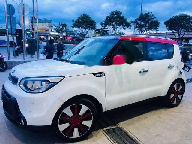 Kia Soul  2.0 2014 - Bán ô tô Kia Soul 2.0 đời 2014, hai màu, nhập khẩu ít sử dụng