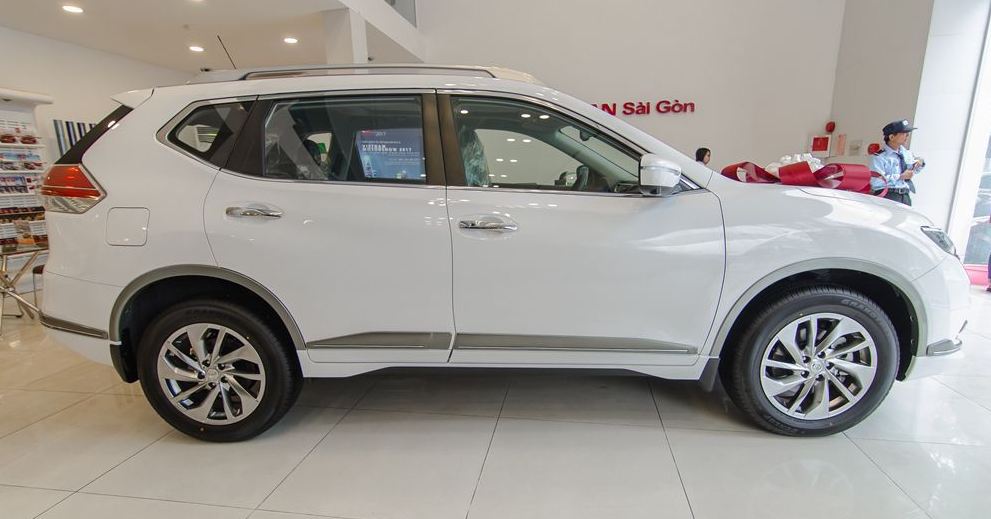 Nissan X trail SV 2.5 2018 - Bán Nissan X trail SV 2.5 2018, màu trắng