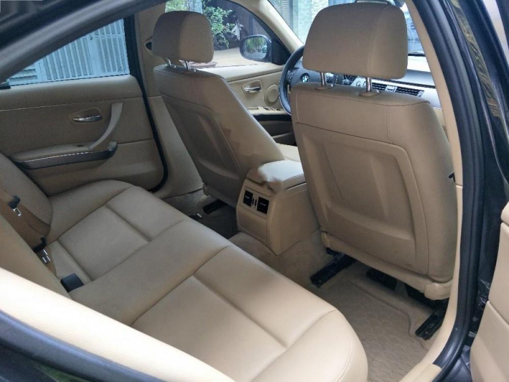 BMW 3 Series 320i 2010 - Bán BMW 3 Series 320i sản xuất năm 2010, màu đen, xe nhập