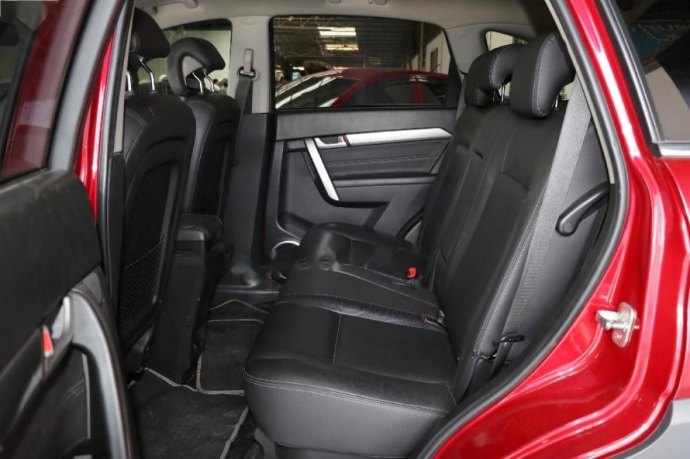 Chevrolet Captiva LTZ 2.4AT 2016 - Bán xe Chevrolet Captiva LTZ 2.4AT 2016, màu đỏ