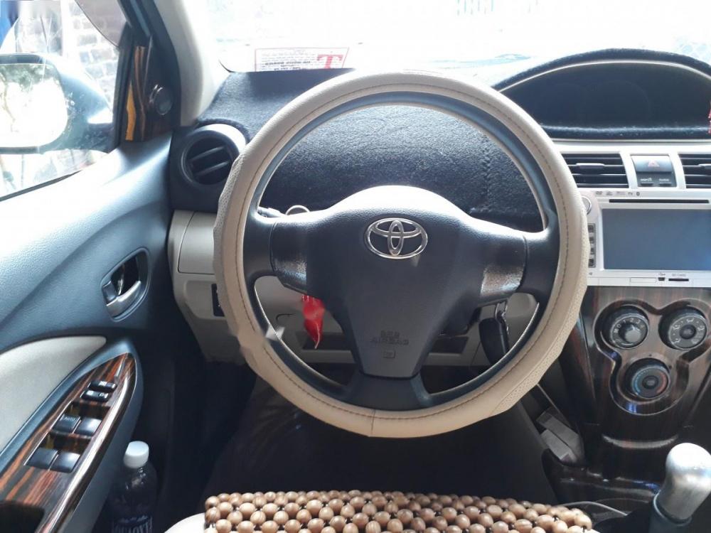 Toyota Vios 2007 - Cần bán gấp Toyota Vios năm 2007, màu bạc xe gia đình