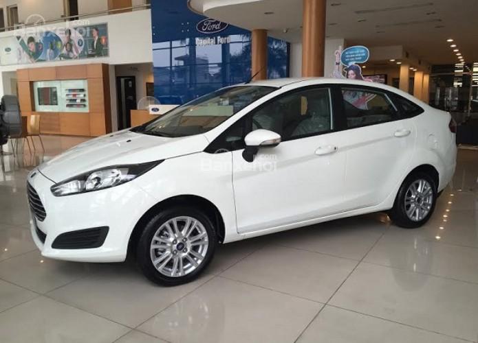 Ford Fiesta 2017 - Bán Ford Fiesta khuyến mãi khủng lên đến 69 triệu đồng, giá xe chỉ từ 515 triệu, trả trước 20% nhận xe