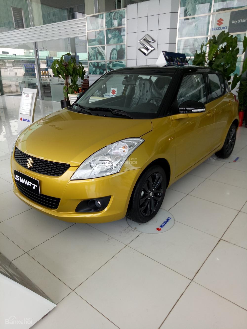 Suzuki Swift RS 2017 - Bán Suzuki Swift 2017, miễn phí đăng kí, đăng kiểm - LH: 0985.547.829