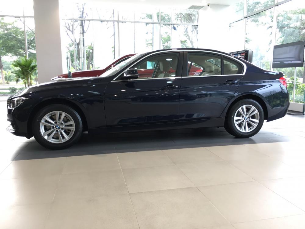 BMW 3 Series 320i  2017 - Lô xe nhập khẩu mới nhất BMW 320i 2017