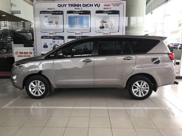 Toyota Innova   G 2017 - Cần bán Toyota Innova G sản xuất năm 2017 số tự động 