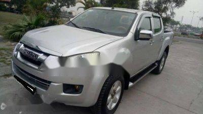 Isuzu Dmax 2013 - Cần bán Isuzu Dmax đời 2013, màu bạc xe gia đình