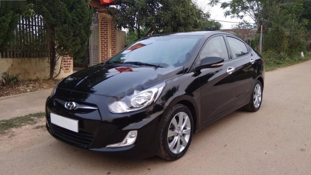 Hyundai Accent 2011 - Bán Hyundai Accent đời 2011, màu đen, nhập khẩu