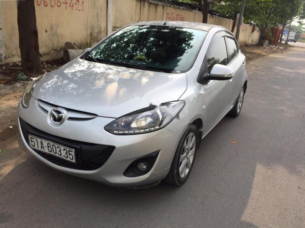 Mazda 2 S 2013 - Bán Mazda 2 S đời 2013, màu bạc