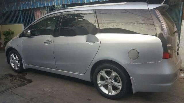 Mitsubishi Grandis 2008 - Bán Mitsubishi Grandis năm 2008, màu bạc còn mới