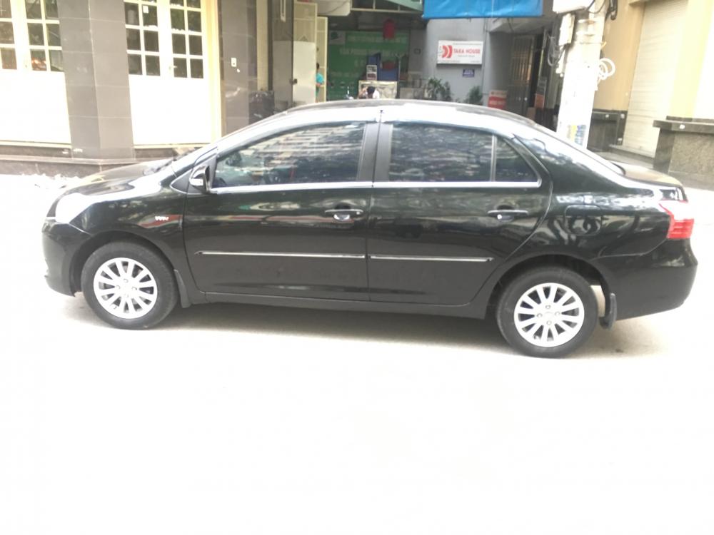 Toyota Vios 1.5E 2010 - Bán xe Toyota Vios 1.5E đời 2010, màu đen, ít sử dụng