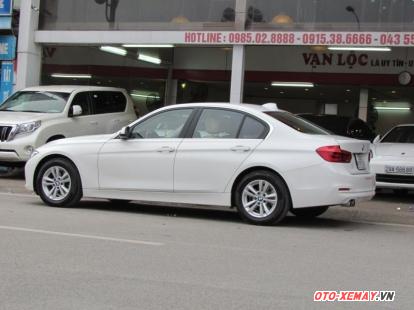 BMW 3 Series 320i 2016 - Bán BMW 3 Series 320i sản xuất 2016, màu trắng, số tự động