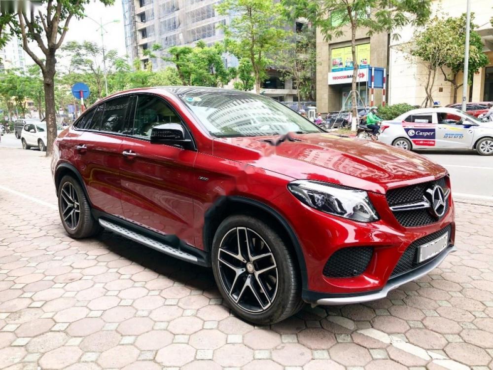 Mercedes-Benz GLE-Class 43 AMG 2017 - Bán xe Mercedes 43 AMG năm sản xuất 2017, màu đỏ, xe nhập