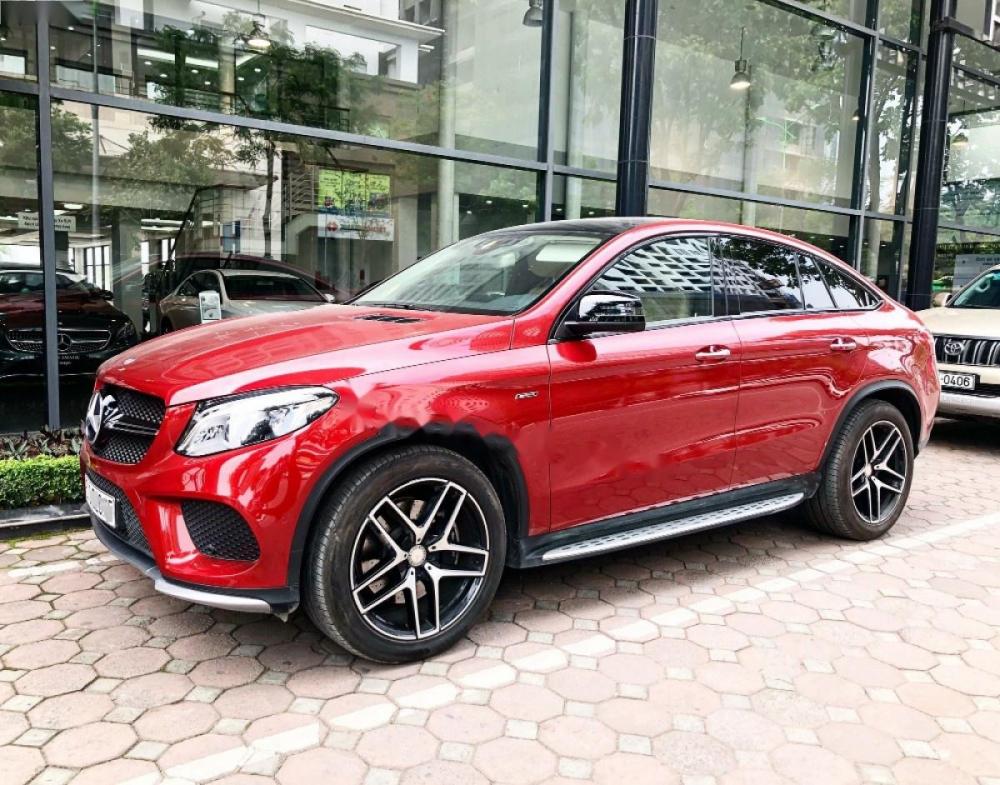 Mercedes-Benz GLE-Class 43 AMG 2017 - Bán xe Mercedes 43 AMG năm sản xuất 2017, màu đỏ, xe nhập