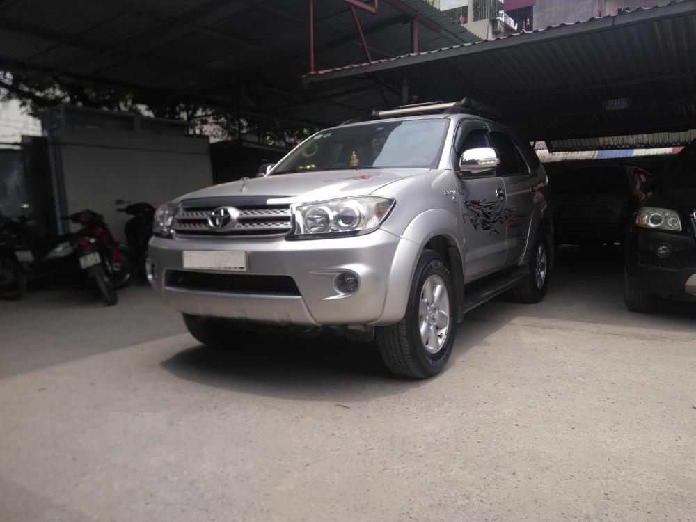 Toyota Fortuner 2010 - Bán gấp Toyota Fortuner 2.7V tự động, chính chủ Hà Nội