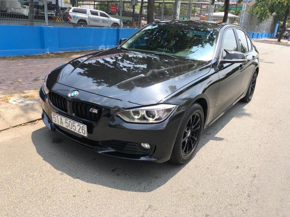 BMW 3 Series 320i 2013 - Bán BMW 3 Series 320i năm sản xuất 2013, màu đen, nhập khẩu chính chủ, 868tr