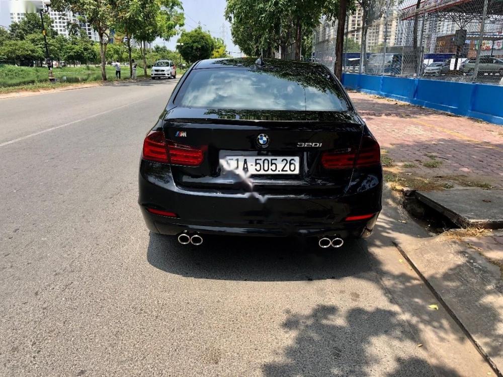 BMW 3 Series 320i 2013 - Bán BMW 3 Series 320i năm sản xuất 2013, màu đen, nhập khẩu chính chủ, 868tr