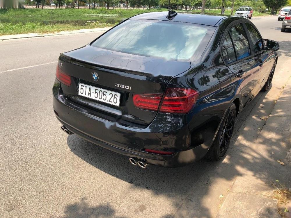 BMW 3 Series 320i 2013 - Bán BMW 3 Series 320i năm sản xuất 2013, màu đen, nhập khẩu chính chủ, 868tr