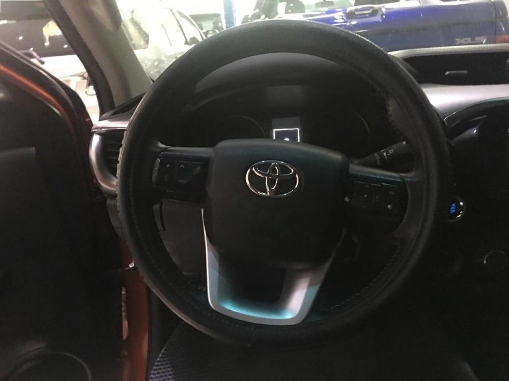 Toyota Hilux 2016 - Bán Toyota Hilux sản xuất năm 2016, xe nhập, 790tr